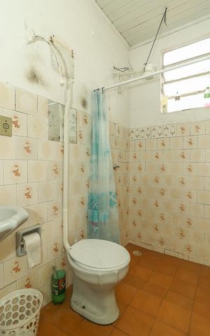 Casa à venda com 200m², 4 quartos e 2 vagascasa 2 - Banheiro