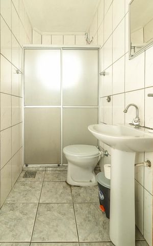 Casa à venda com 200m², 4 quartos e 2 vagasBanheiro Social