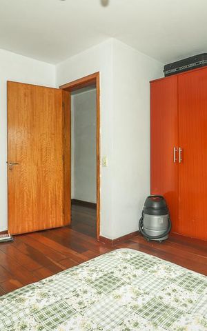 Casa à venda com 200m², 4 quartos e 2 vagasQuarto 2