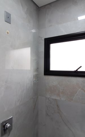 Casa de condomínio à venda com 531m², 4 quartos e 4 vagas Casa de condomínio à venda com 531m², 4 quartos e 4 vagasLavabo