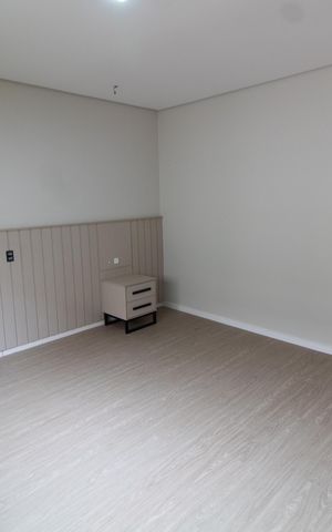 Casa de condomínio à venda com 531m², 4 quartos e 4 vagas Casa de condomínio à venda com 531m², 4 quartos e 4 vagasSuíte 1