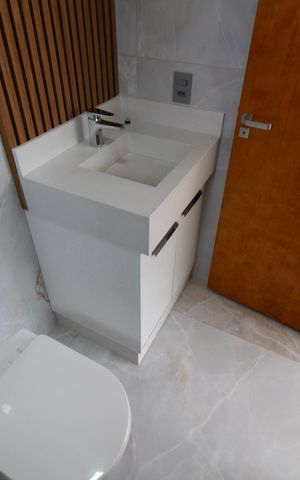 Casa de condomínio à venda com 531m², 4 quartos e 4 vagas Casa de condomínio à venda com 531m², 4 quartos e 4 vagasBanheiro Suíte 4