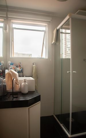 Apartamento para alugar com 64m², 2 quartos e 2 vagasBanheiro