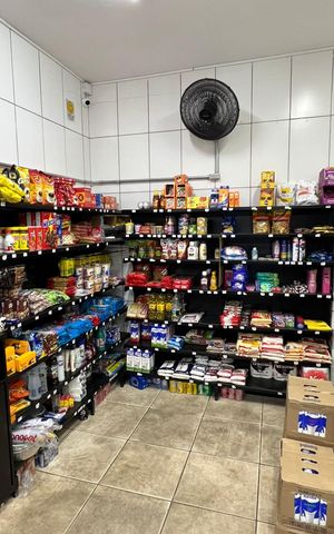 Apartamento à venda com 50m², 2 quartos e 1 vagaMercadinho interno
