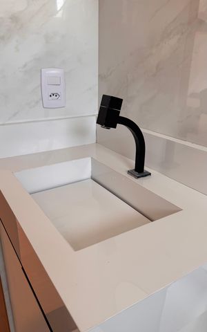 Apartamento à venda com 45m², 2 quartos e 1 vaga Apartamento à venda com 45m², 2 quartos e 1 vagaBanheiro