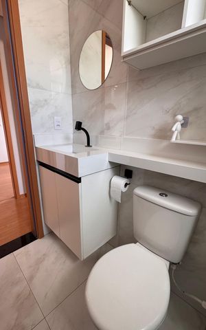 Apartamento à venda com 45m², 2 quartos e 1 vaga Apartamento à venda com 45m², 2 quartos e 1 vagaBanheiro