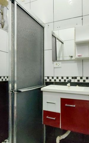 Casa para alugar com 95m², 1 quarto e 2 vagas Casa para alugar com 95m², 1 quarto e 2 vagasBanheiro