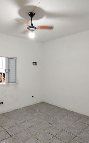 Casa para alugar com 95m², 1 quarto e 2 vagas Casa para alugar com 95m², 1 quarto e 2 vagasQuarto