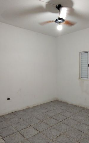 Casa para alugar com 95m², 1 quarto e 2 vagas Casa para alugar com 95m², 1 quarto e 2 vagasQuarto