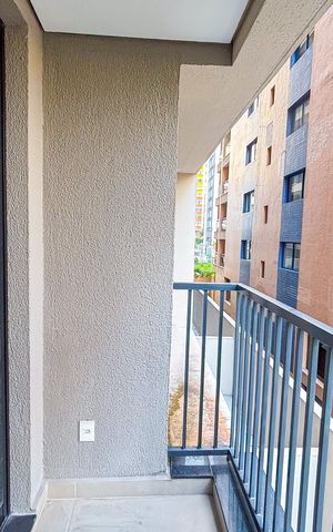 Studio para alugar com 35m², 1 quarto e sem vaga Studio para alugar com 35m², 1 quarto e sem vagaVaranda