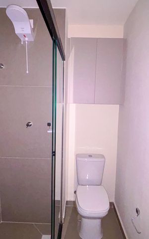 Studio para alugar com 35m², 1 quarto e sem vaga Studio para alugar com 35m², 1 quarto e sem vagaBanheiro