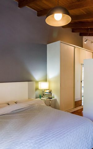 Casa à venda com 220m², 3 quartos e 4 vagas Casa à venda com 220m², 3 quartos e 4 vagasSuíte 2