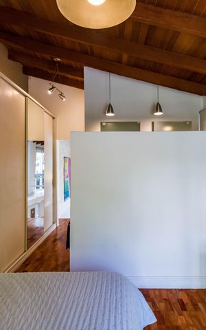 Casa à venda com 220m², 3 quartos e 4 vagas Casa à venda com 220m², 3 quartos e 4 vagasSuíte 2