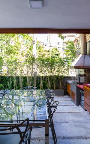 Casa à venda com 220m², 3 quartos e 4 vagas Casa à venda com 220m², 3 quartos e 4 vagasVaranda Sala