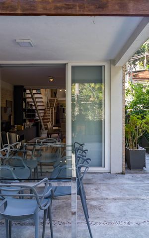Casa à venda com 220m², 3 quartos e 4 vagas Casa à venda com 220m², 3 quartos e 4 vagasVaranda Sala