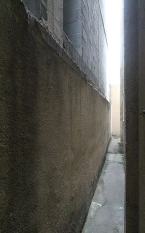 Casa de condomínio à venda com 135m², 3 quartos e 2 vagasLateral