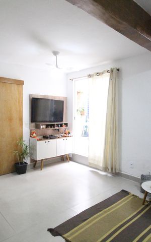 Casa de condomínio à venda com 135m², 3 quartos e 2 vagasSala