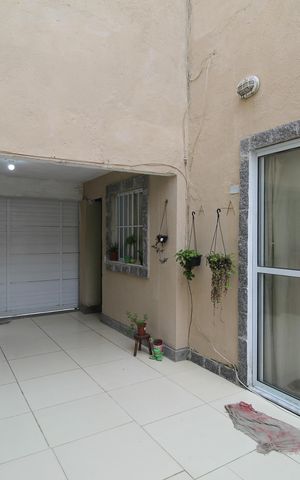 Casa de condomínio à venda com 135m², 3 quartos e 2 vagasGaragem