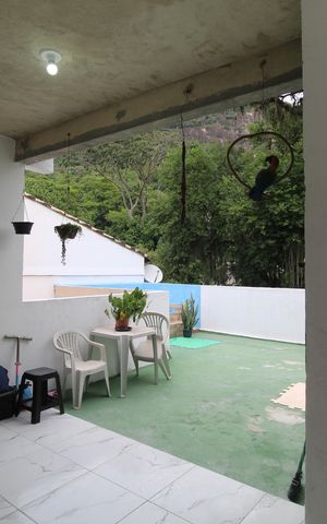 Casa de condomínio à venda com 135m², 3 quartos e 2 vagasTerraço