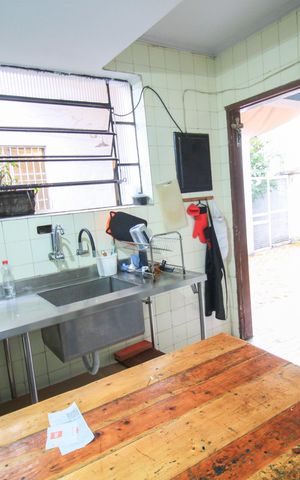 Casa à venda com 186m², 4 quartos e 3 vagas Casa à venda com 186m², 4 quartos e 3 vagasCozinha