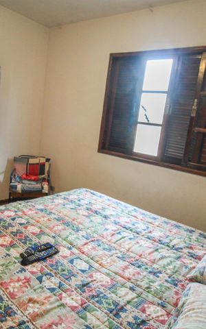 Casa à venda com 186m², 4 quartos e 3 vagas Casa à venda com 186m², 4 quartos e 3 vagasQuarto 1
