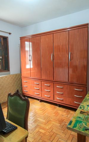Casa à venda com 186m², 4 quartos e 3 vagas Casa à venda com 186m², 4 quartos e 3 vagasQuarto 3