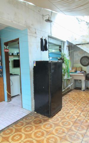 Casa à venda com 186m², 4 quartos e 3 vagas Casa à venda com 186m², 4 quartos e 3 vagasÁrea de Serviço