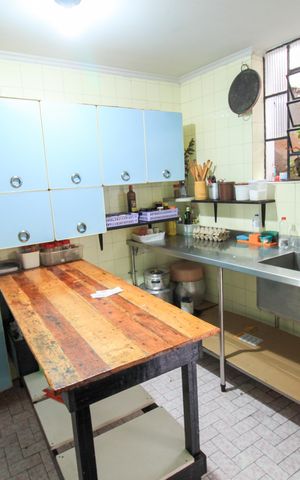 Casa à venda com 186m², 4 quartos e 3 vagas Casa à venda com 186m², 4 quartos e 3 vagasCozinha