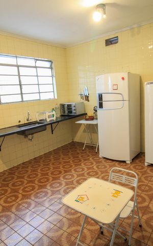 Casa à venda com 186m², 4 quartos e 3 vagas Casa à venda com 186m², 4 quartos e 3 vagasCozinha