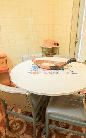 Casa à venda com 186m², 4 quartos e 3 vagas Casa à venda com 186m², 4 quartos e 3 vagasCozinha