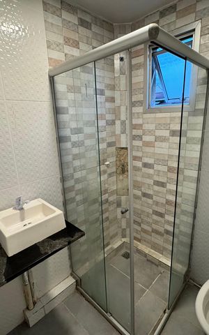 Apartamento à venda com 49m², 2 quartos e 1 vaga Apartamento à venda com 49m², 2 quartos e 1 vagaBanheiro