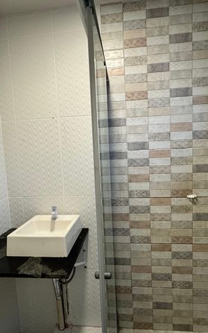 Apartamento à venda com 49m², 2 quartos e 1 vaga Apartamento à venda com 49m², 2 quartos e 1 vagaBanheiro