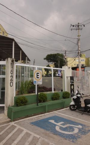 Apartamento para alugar com 60m², 2 quartos e 1 vagaFachada