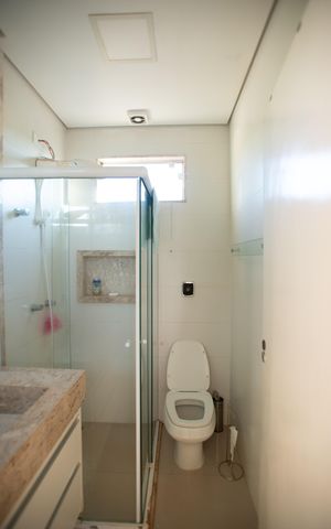 Casa para alugar com 185m², 3 quartos e 2 vagasBanheiro da Suíte