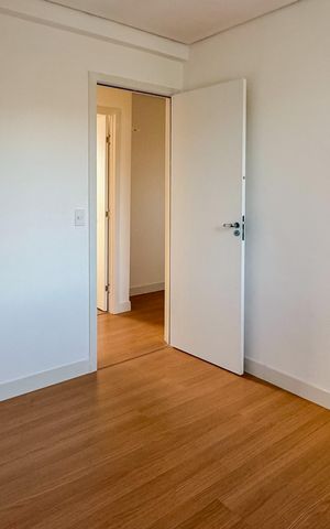 Apartamento à venda com 112m², 3 quartos e 3 vagas Apartamento à venda com 112m², 3 quartos e 3 vagasQuarto 2