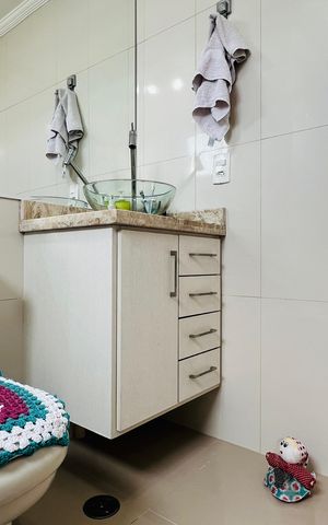 Apartamento à venda com 76m², 3 quartos e 1 vaga Apartamento à venda com 76m², 3 quartos e 1 vagaBanheiro da Suíte