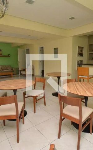 Apartamento à venda com 76m², 3 quartos e 1 vaga Apartamento à venda com 76m², 3 quartos e 1 vagaÁrea comum - Salão de festas