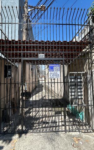 Casa à venda com 220m², 3 quartos e sem vagaPlaca