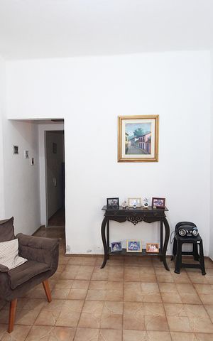 Casa à venda com 220m², 3 quartos e sem vagaSala