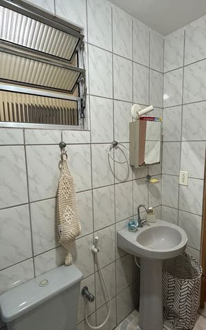 Casa à venda com 220m², 3 quartos e sem vagaBanheiro Suíte 