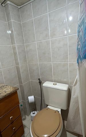 Casa à venda com 220m², 3 quartos e sem vagaBanheiro Social
