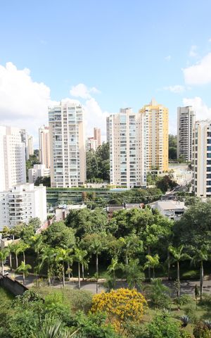 Apartamento para alugar com 127m², 4 quartos e 2 vagasVista  Sala