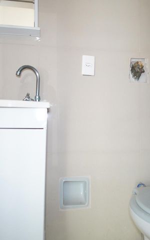 Apartamento à venda com 69m², 2 quartos e 1 vagaBanheiro Corredor