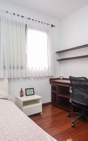 Apartamento à venda com 143m², 4 quartos e 2 vagas Apartamento à venda com 143m², 4 quartos e 2 vagasQuarto 1