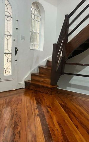 Casa à venda com 130m², 3 quartos e 1 vaga