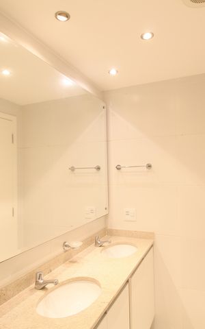 Apartamento à venda com 60m², 1 quarto e 1 vagaBanheiro 1