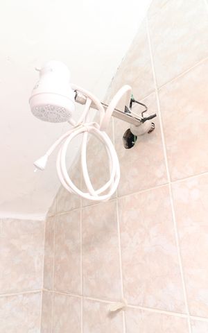 Casa à venda com 204m², 4 quartos e 1 vagaBanheiro 1