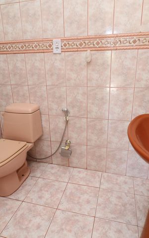 Casa à venda com 204m², 4 quartos e 1 vagaBanheiro 2
