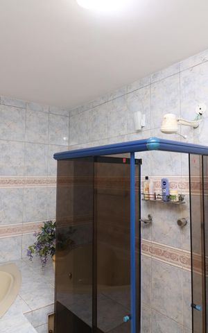 Casa à venda com 204m², 4 quartos e 1 vagaBanheiro 3