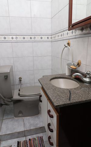 Casa à venda com 204m², 4 quartos e 1 vagaBanheiro 5